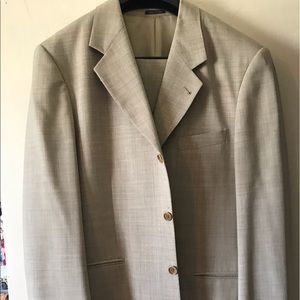 Men’s suit